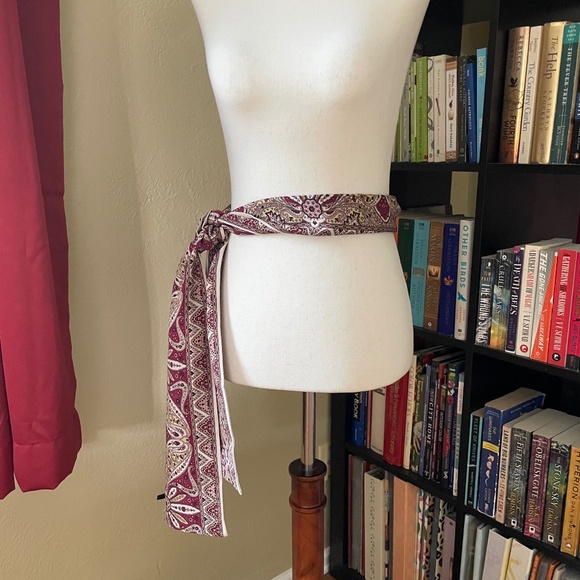 vintage scarf - Picture 4 of 4